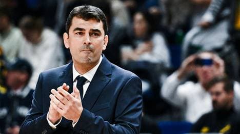 Vladimir Bogojevic an der Seitenlinie