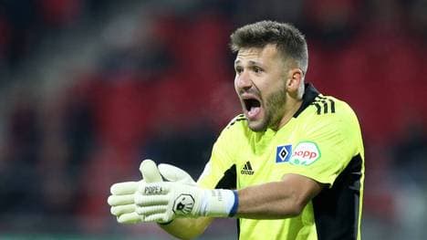 Daniel Heuer Fernandes steht im HSV-Kasten