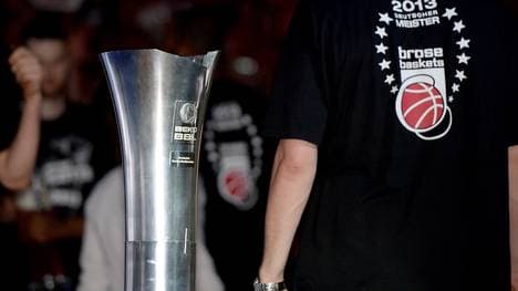 Brose Baskets v EWE Baskets Oldenburg - BBL Playoffs