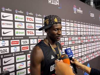 Das DBB-Team ist nach dem EM-Triumph voller Stolz. Isaac Bonga widmet den Titel vor allem einem besonderen Menschen. 