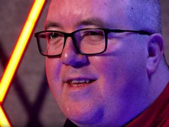 Als Nummer 4 der Welt geht Stephen Bunting in das größte Turnier des Jahres - und will bei der Darts-WM nicht nur die Erfahrungen aus dem Vorjahr nutzen, sondern auch die Euphorie nach einem wichtigen Sieg in Deutschland.