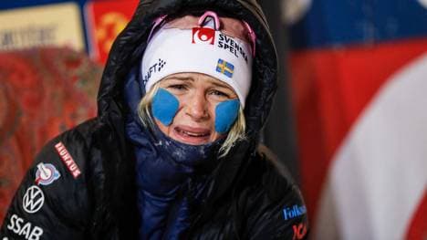 Frida Karlsson hatte Schmerzen von der großen Kälte in Ruka