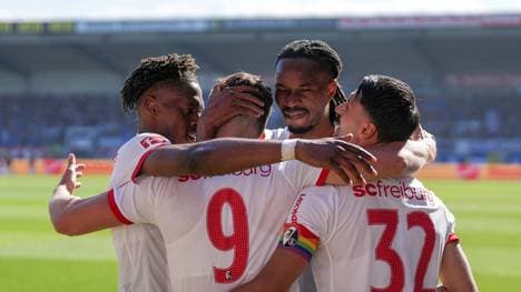 Freiburg jubelt und zeigt später Mitgefühl