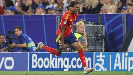 Lamine Yamal erzielte gegen Frankreich ein Traumtor 