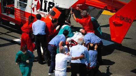 Die Ärzte konnten nach Roland Ratzenbergers Unfall nur noch seinen Tod feststellen