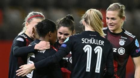 Schüller (2.v.r.) traf zum zwischenzeitlichen 4:0