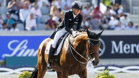 Glücklich auf dem Viereck: Klimke und Vayron