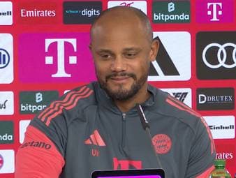 Auf der Pressekonferenz vor dem Spiel des FC Bayern gegen den FC Augsburg sorgt eine Frage zum "F-Wort" für einen amüsanten Moment. Trainer Vincent Kompany reagiert darauf humorvoll.