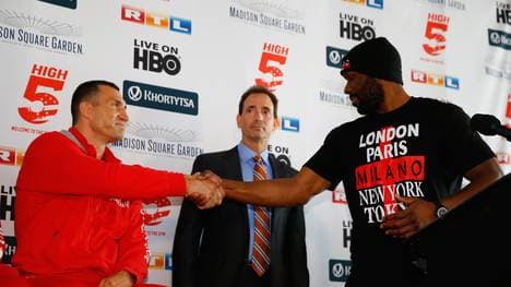Bryant Jennings (r.) und Wladimir Klitschko duellieren sich am 26. April im Ring