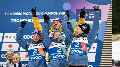 Jubel in gelb: Victoria Carl