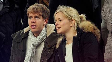 Sebastian Vettel und seine damalige Freundin Hanna 2012 bei einem Stadionbesuch in Barcelona