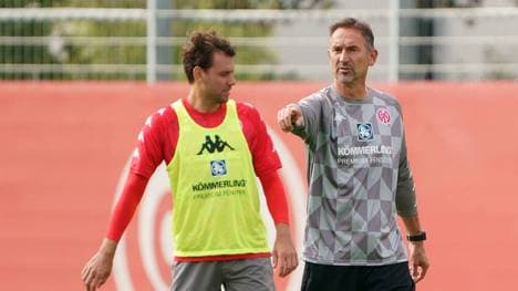 ADAM SZALAI, ACHIM BEIERLORZER TRAINING 1.FSV MAINZ 05 MAINZ *** ADAM SZALAI, ACHIM BEIERLORZER TRAINING 1 FSV MAINZ 05 MAINZ PUBLICATIONxNOTxINxUSA