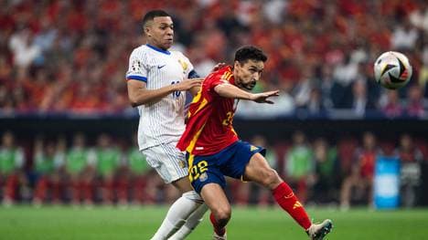 Kylian Mbappé gegen Spanien ohne Maske