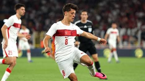 Real Madrids Arda Güler wurde zur Entdeckung der Saison 2025/26 in der UEFA Champions League gekürt und will mit der Türkei nun eine gute WM spielen! 