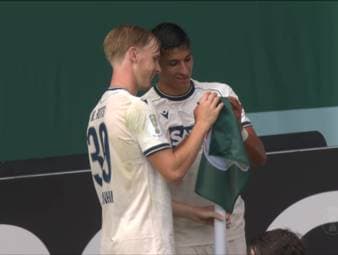 Die TSG Hoffenheim landet in der 1. Runde des DFB-Pokals einen souveränen Sieg bei Erzgebirge Aue. Dabei überzeugen auch mehrere Neuzugänge. Nur bei einer kuriosen Szene zeigt der Bundesligist kleine Schwächen.