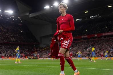 Slot watscht Ekitiké ab