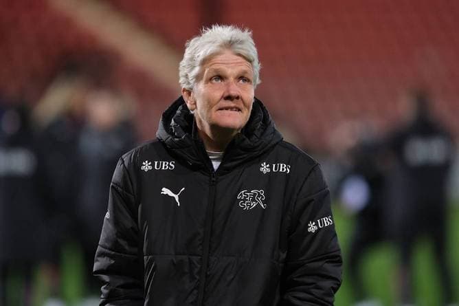 Ikone muss überraschend gehen