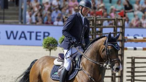 Maurice Tebbel wurde beim Auftaktspringen Zweiter