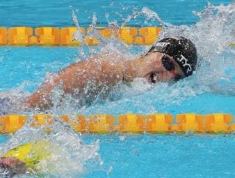Vor dem Beginn der Olympischen Spiele äußern sich die US-Schwimmer Nic Fink und seine Teamkollegin Katie Ledecky zu den Doping-Vorwürfen gegen die 23 chinesischen Schwimmer*innen aus dem Jahr 2021.
