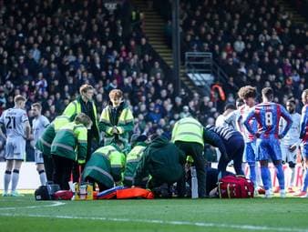 Horror-Foul! "Gefährdet vielleicht sein Leben“
