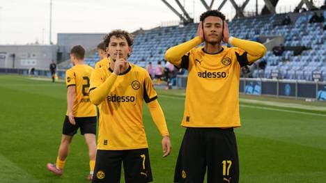 Borussia Dortmund holt sich die Punkte in Manchester
