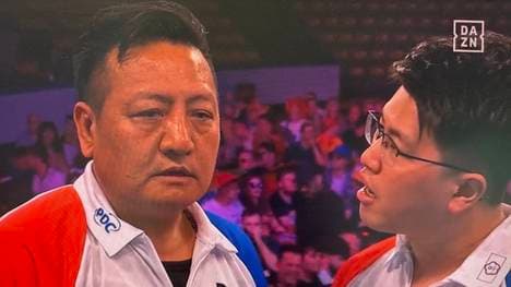 Pupo Teng Lieh (l.) stand die Verwirrung ins Gesicht geschrieben