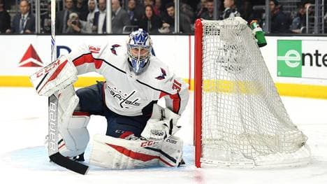 Philipp Grubauer gab sein NHL-Debüt im Jahr 2013