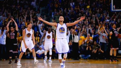 Chicago Bulls v Golden State Warriors