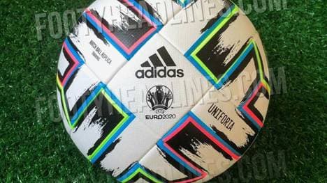 EM-Ball Uniforia von adidas