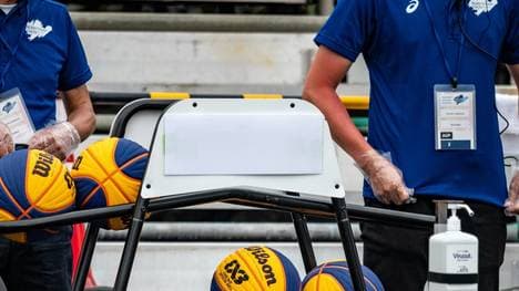 Olympia-Organisatoren besorgt über Verkauf von Uniformen