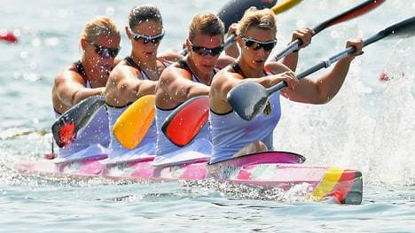 Sabrina Hering, Franziska Weber, Steffi Kriegerstein und Tina Dietze fuhren auf Platz zwei