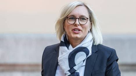 Sportministerin Christiane Schenderlein