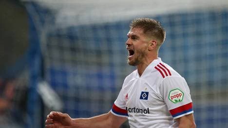 Jubelt künftig in Königsblau: Simon Terodde wechselt zu Schalke