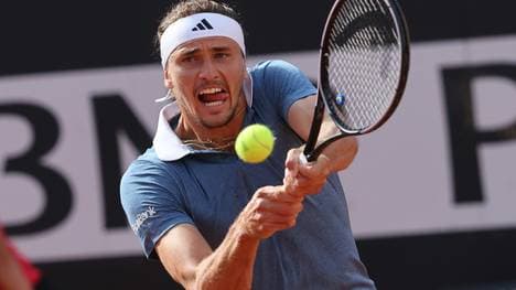 Zverev schlägt im Finale eiskalt zu