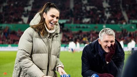 Esther Sedlaczek (l.) wurde bei "Verstehen Sie Spaß?" hereingelegt