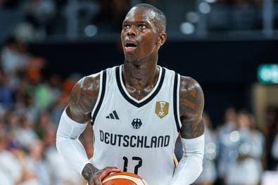 Schröder geht voran: Basketballer deklassieren Zypern