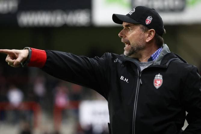 Nach Lugenentzüdung - Hollerbach zurück auf der Trainerbank