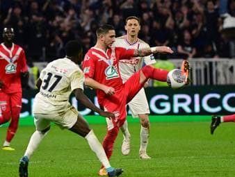 Lyon im Pokalfinale - Gegner hadert mit umstrittenem Pfiff