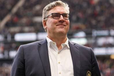Eintracht-Boss bleibt an Bord