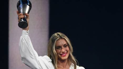 Alexia Putellas wird zur Weltfußballerin gewählt