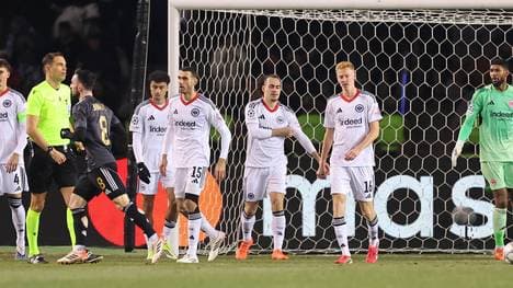 Eintracht Frankfurt fliegt aus der Champions League