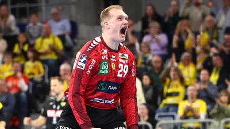 Nationaltorhüter David Späth darf sich über einen stattgegebenen Einspruch seines Teams freuen
