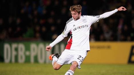 SpVgg Unterhaching v Bayer Leverkusen - DFB Cup