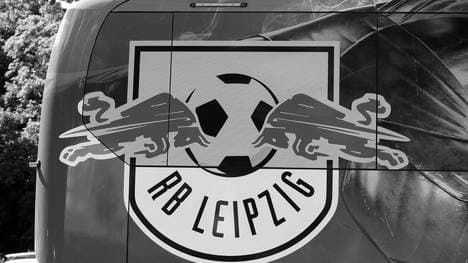 Ein Anhänger von RB Leipzig starb nach einem medizinischen Notfall