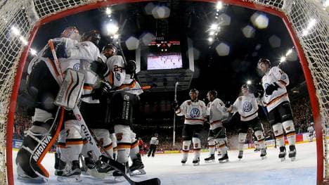 Koelner Haie v Grizzlys Wolfsburg - DEL Playoffs Quarter Final Game 7