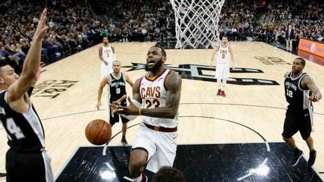 LeBron James erreichte als jüngster Spieler die 30.000-Punkte-Marke