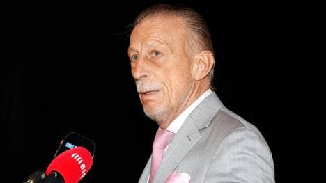 Fiebert mit Leverkusen: Christoph Daum