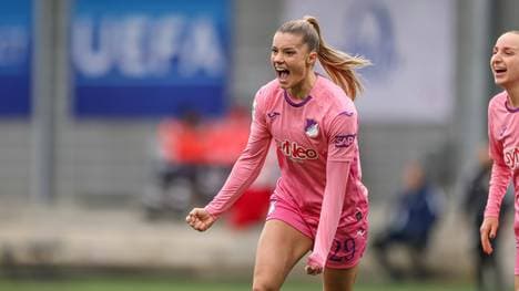 Cerci jubelt über einen ihrer Treffer