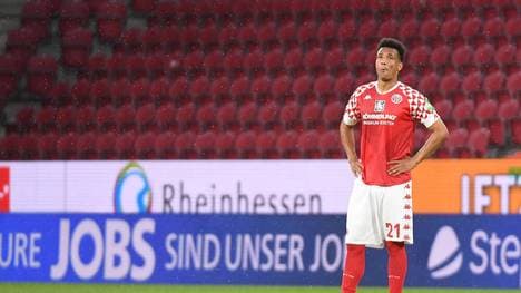 Der Wiederanpfiff in Mainz verzögerte sich