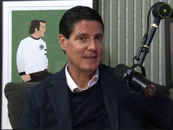 Im SPORT1-Podcast "DEEP DIVE" blickt Marcus Höfl, Ex-Manager Franz Beckenbauer´s, auf seine Zusammenarbeit mit dem ehemaligen Sportfunktionär zurück. 